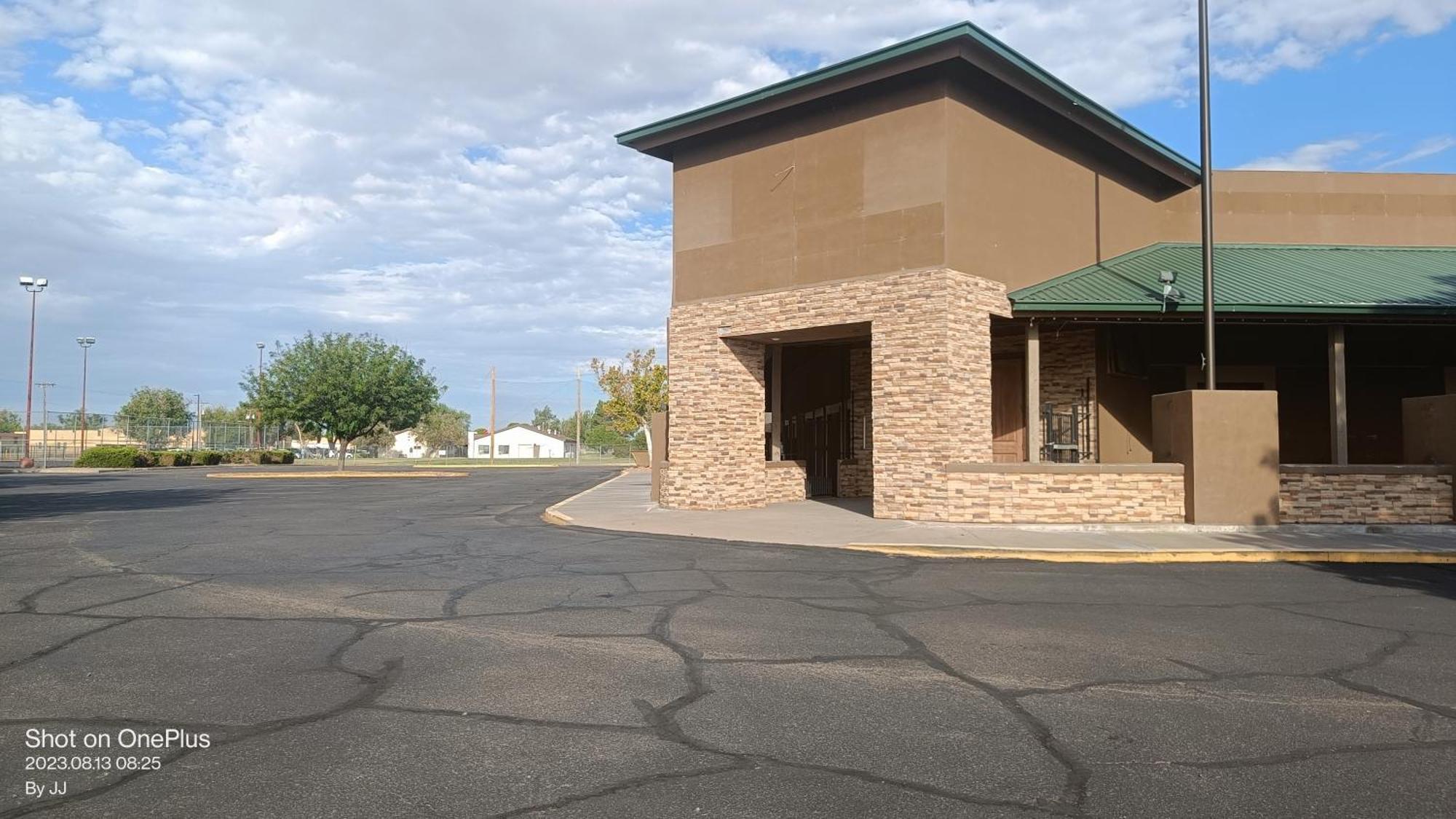 Clarion Inn & Suites, Roswell Exterior foto